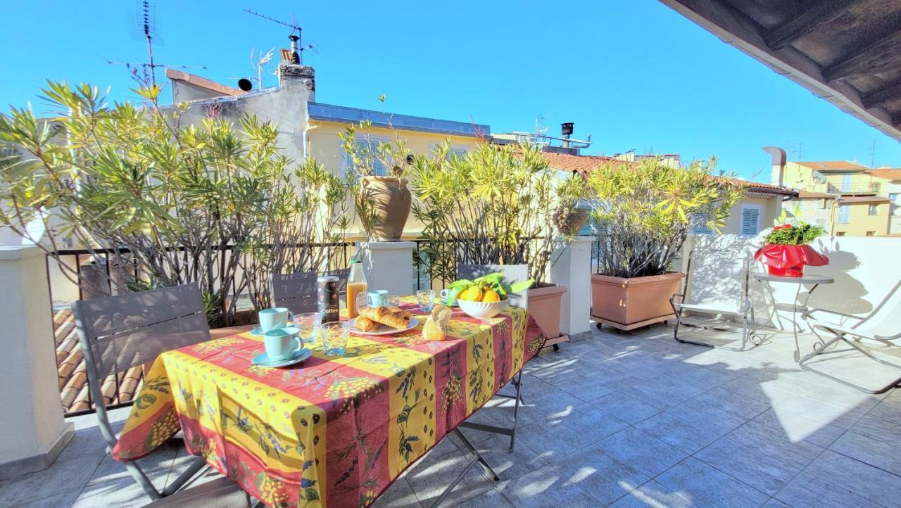 Ze Perfect Place - Appartement De Charme Nicois - 2 Chb & 2 Sdb - Ac - Terrasse - Vieux Nice Luaran gambar