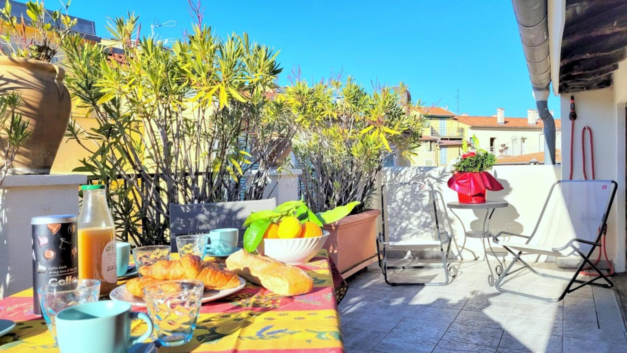 Ze Perfect Place - Appartement De Charme Nicois - 2 Chb & 2 Sdb - Ac - Terrasse - Vieux Nice Luaran gambar