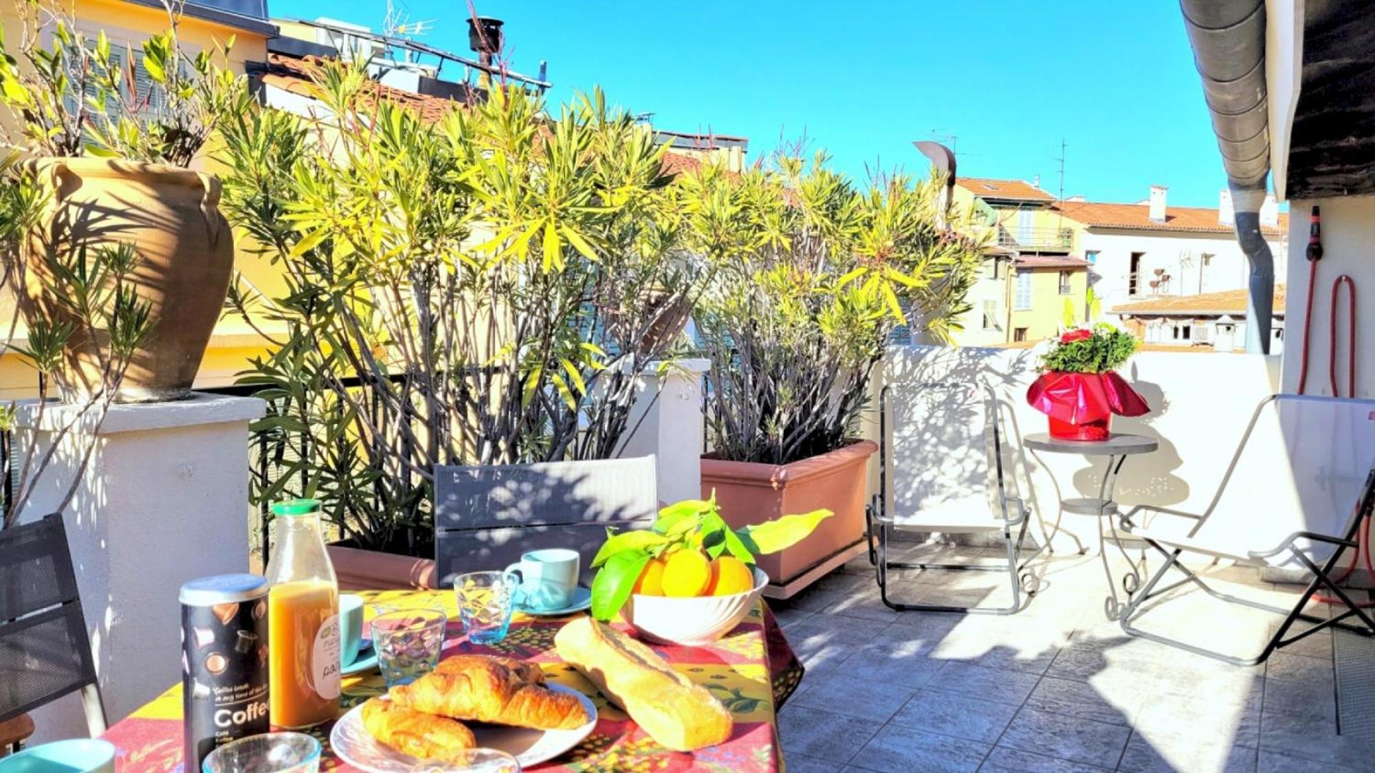 Ze Perfect Place - Appartement De Charme Nicois - 2 Chb & 2 Sdb - Ac - Terrasse - Vieux Nice Luaran gambar