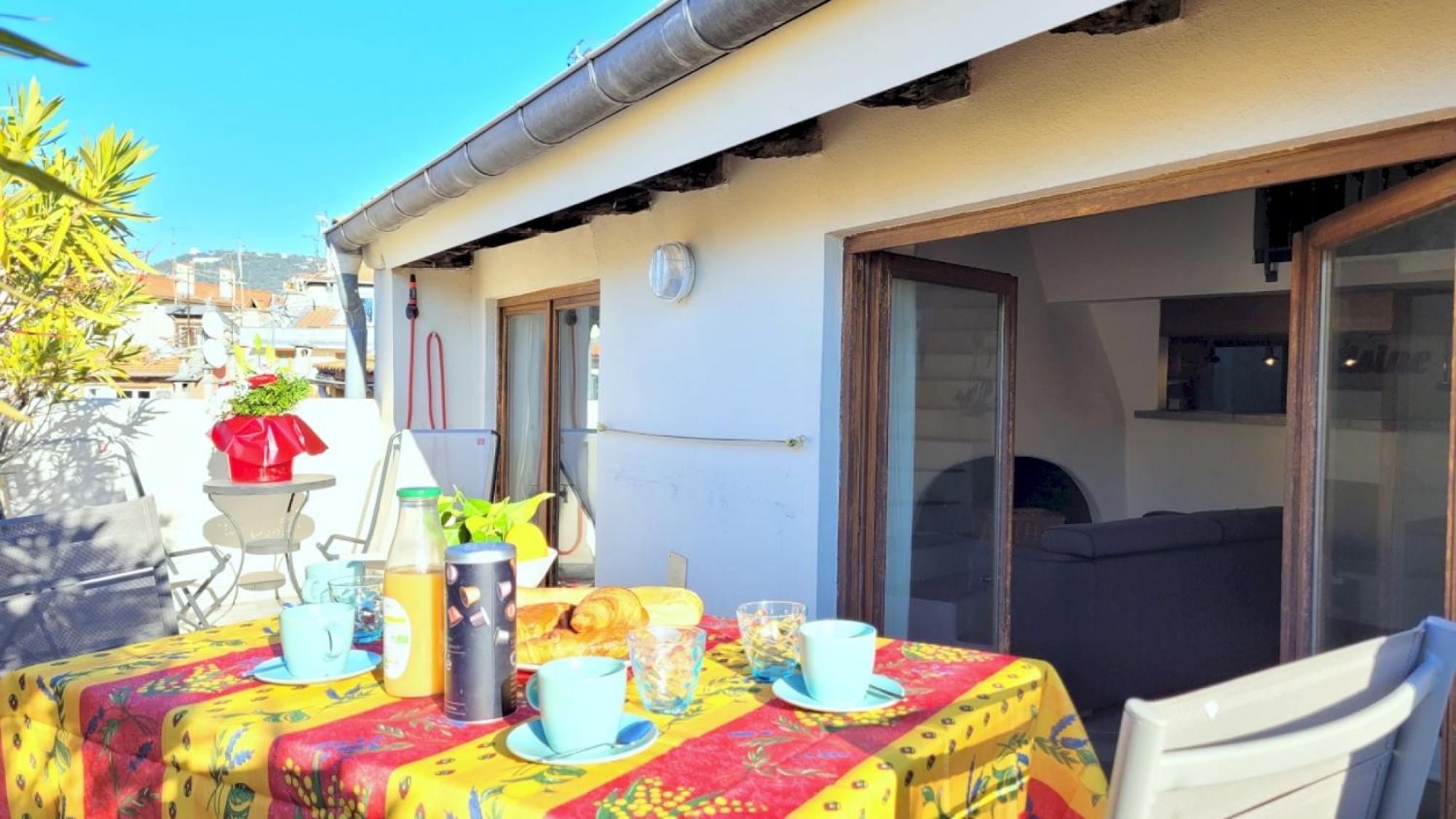 Ze Perfect Place - Appartement De Charme Nicois - 2 Chb & 2 Sdb - Ac - Terrasse - Vieux Nice Luaran gambar